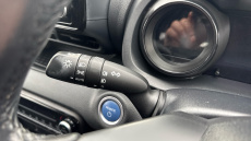 Toyota Yaris 1.5 Hybrid Dynamic 5dr CVT Hybrid Hatchback